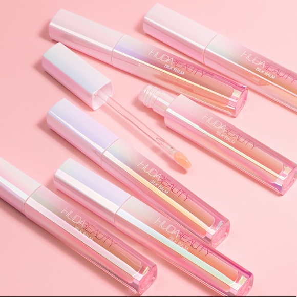 HUDA BEAUTY Other - HUDA BEAUTY • Silk Lip Balm